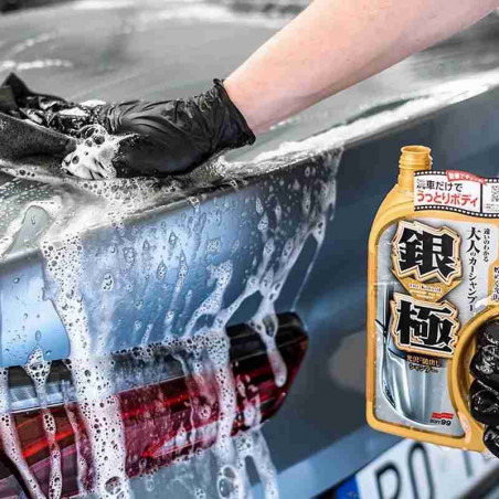 Soft99 Extreme Gloss The Kiwami Shampoo Light 750ml - Shampoing Lustrant avec Éponge pour Carrosserie Voiture