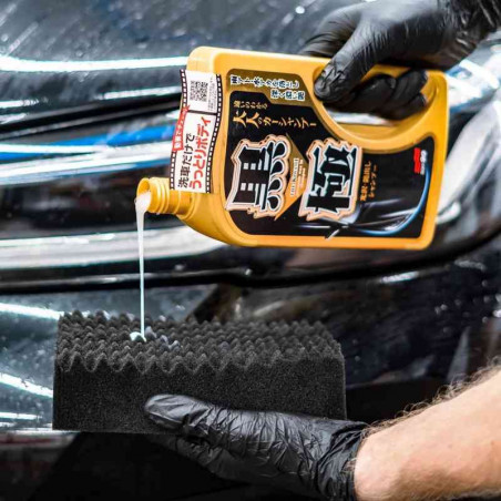 Soft99 Extreme Gloss "The Kiwami" Shampoo Dark 750ml - Shampoing Lustrant pour Carrosseries Voiture et Moto Peintures Foncées