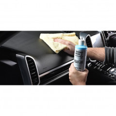 Poorboy's World Natural Look 236ml - Dressing Plastiques Intérieur Voiture Finition Mate